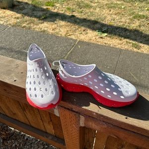 KANE REVIVE recovery shoe